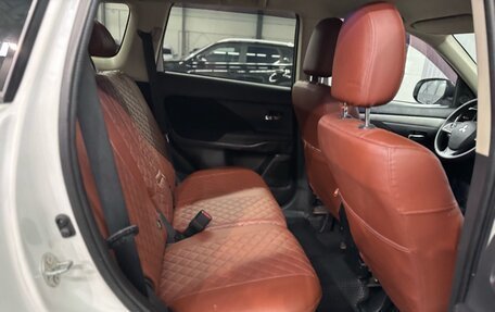 Mitsubishi Outlander III рестайлинг 3, 2012 год, 1 297 000 рублей, 20 фотография