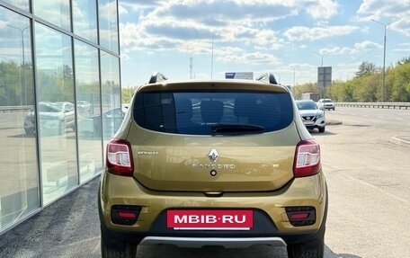 Renault Sandero II рестайлинг, 2015 год, 898 000 рублей, 6 фотография