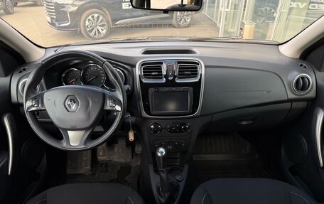 Renault Sandero II рестайлинг, 2015 год, 898 000 рублей, 11 фотография