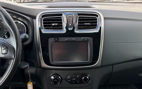 Renault Sandero II рестайлинг, 2015 год, 898 000 рублей, 12 фотография