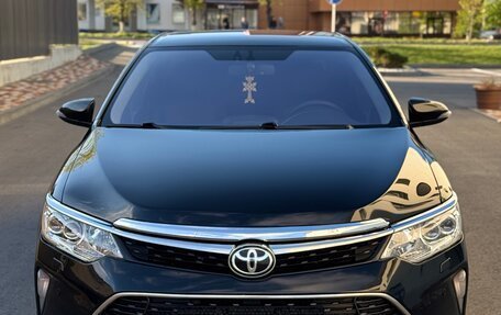 Toyota Camry, 2015 год, 2 390 000 рублей, 4 фотография