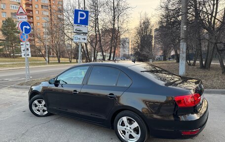 Volkswagen Jetta VI, 2012 год, 1 000 000 рублей, 4 фотография