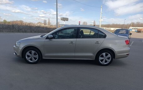 Volkswagen Jetta VI, 2012 год, 900 000 рублей, 8 фотография