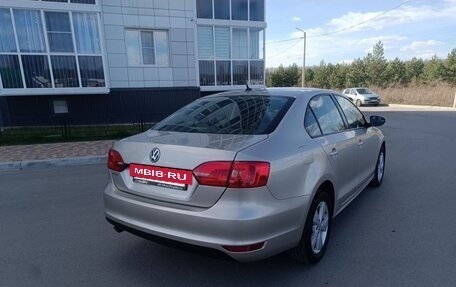 Volkswagen Jetta VI, 2012 год, 900 000 рублей, 5 фотография