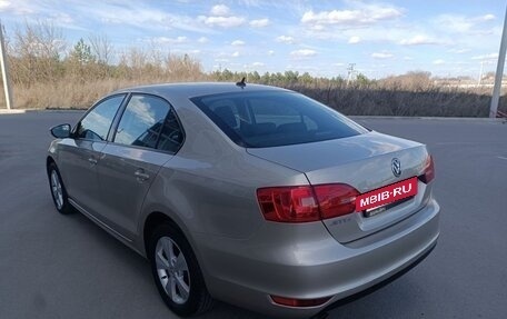 Volkswagen Jetta VI, 2012 год, 900 000 рублей, 7 фотография