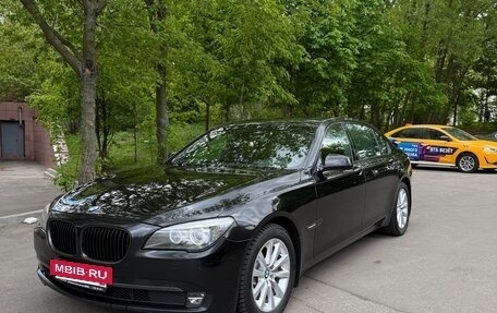 BMW 7 серия, 2011 год, 1 650 000 рублей, 9 фотография