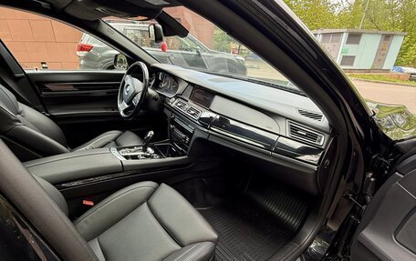 BMW 7 серия, 2011 год, 1 650 000 рублей, 19 фотография