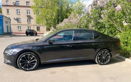 Skoda Superb III рестайлинг, 2017 год, 1 950 000 рублей, 6 фотография