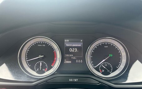 Skoda Superb III рестайлинг, 2017 год, 1 950 000 рублей, 9 фотография