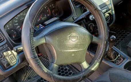 Nissan Primera II рестайлинг, 1997 год, 200 000 рублей, 20 фотография