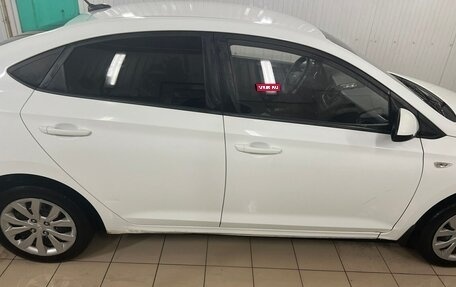 Hyundai Solaris II рестайлинг, 2018 год, 910 000 рублей, 14 фотография