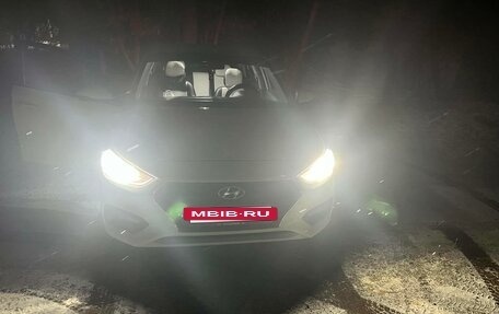 Hyundai Solaris II рестайлинг, 2018 год, 910 000 рублей, 16 фотография