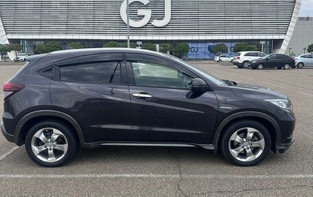 Honda Vezel, 2014 год, 1 600 000 рублей, 3 фотография