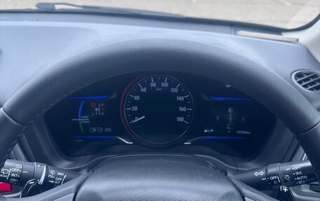 Honda Vezel, 2014 год, 1 600 000 рублей, 24 фотография