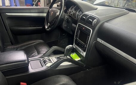 Porsche Cayenne III, 2005 год, 858 000 рублей, 11 фотография