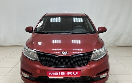 KIA Rio III рестайлинг, 2015 год, 880 000 рублей, 2 фотография