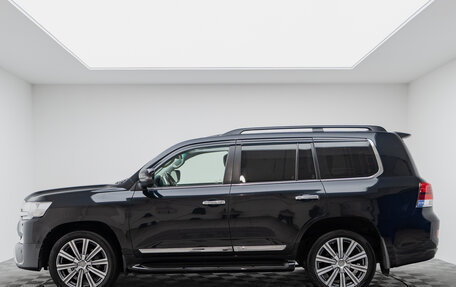 Toyota Land Cruiser 200, 2018 год, 6 870 000 рублей, 8 фотография