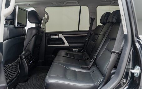 Toyota Land Cruiser 200, 2018 год, 6 870 000 рублей, 19 фотография