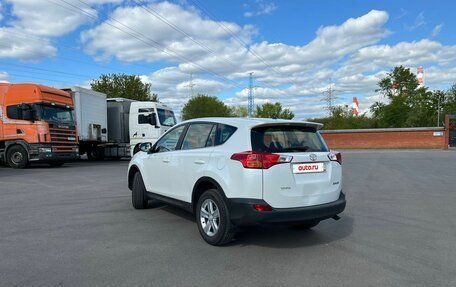 Toyota RAV4, 2013 год, 1 680 000 рублей, 4 фотография
