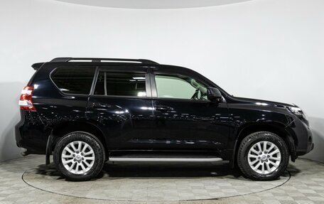 Toyota Land Cruiser Prado 150 рестайлинг 2, 2014 год, 3 099 585 рублей, 4 фотография