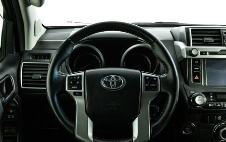 Toyota Land Cruiser Prado 150 рестайлинг 2, 2014 год, 3 099 585 рублей, 20 фотография