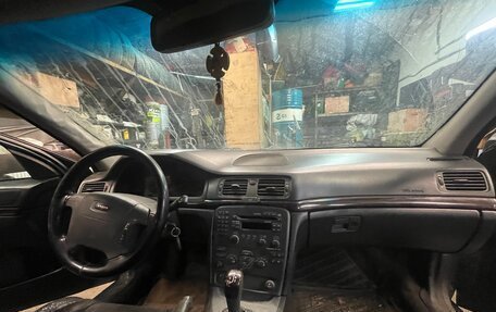 Volvo S80 II рестайлинг 2, 2001 год, 240 000 рублей, 2 фотография