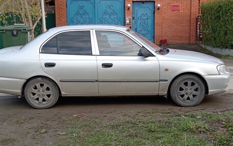 Hyundai Accent II, 2001 год, 250 000 рублей, 3 фотография