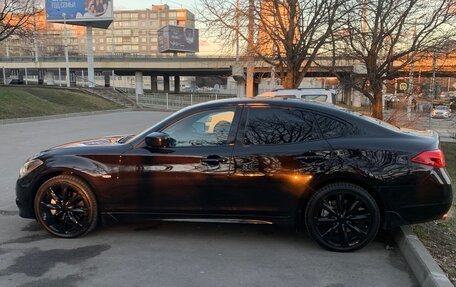 Infiniti Q70 I, 2014 год, 2 900 000 рублей, 15 фотография