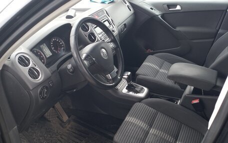 Volkswagen Tiguan I, 2010 год, 800 000 рублей, 5 фотография
