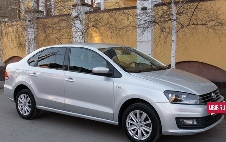 Volkswagen Polo VI (EU Market), 2015 год, 1 080 000 рублей, 2 фотография