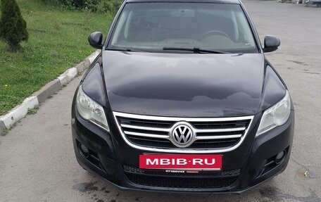 Volkswagen Tiguan I, 2010 год, 800 000 рублей, 2 фотография