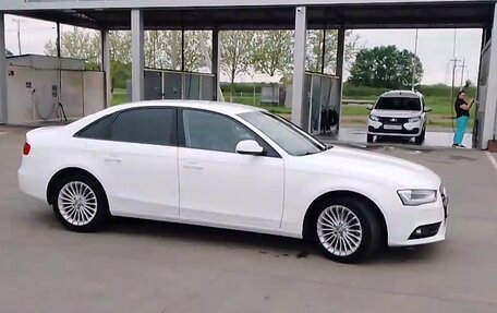 Audi A4, 2015 год, 1 700 000 рублей, 4 фотография
