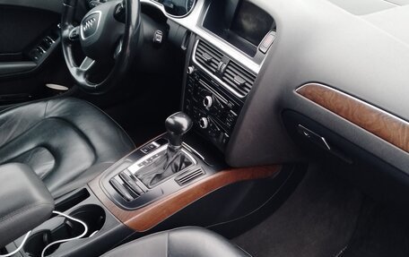Audi A4, 2015 год, 1 700 000 рублей, 10 фотография