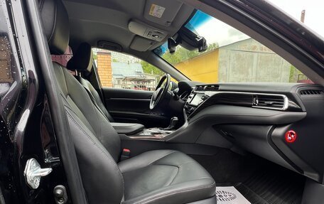 Toyota Camry, 2019 год, 3 160 000 рублей, 21 фотография