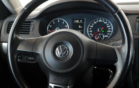Volkswagen Jetta VI, 2012 год, 1 050 000 рублей, 9 фотография