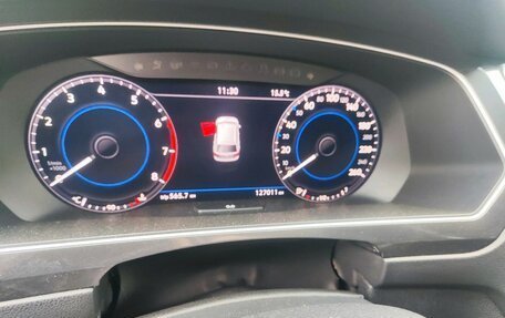 Volkswagen Tiguan II, 2017 год, 2 200 000 рублей, 4 фотография