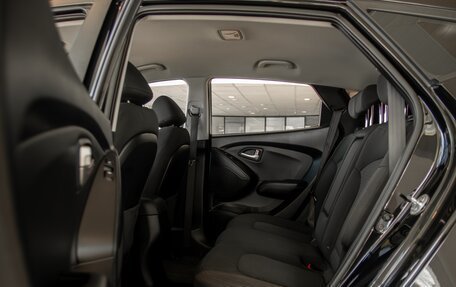 Hyundai ix35 I рестайлинг, 2013 год, 995 000 рублей, 16 фотография