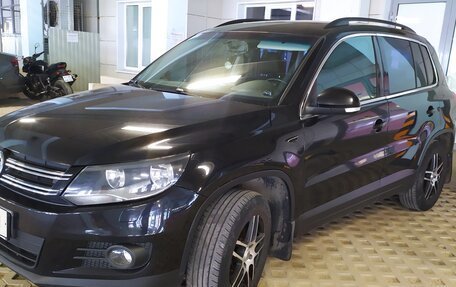 Volkswagen Tiguan I, 2012 год, 996 000 рублей, 14 фотография
