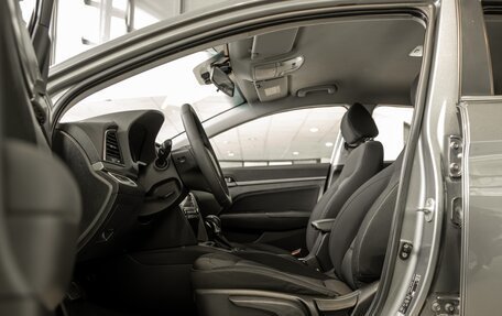 Hyundai Elantra VI рестайлинг, 2016 год, 1 155 000 рублей, 7 фотография