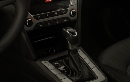 Hyundai Elantra VI рестайлинг, 2016 год, 1 155 000 рублей, 14 фотография