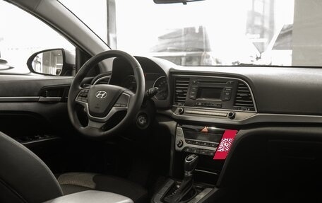 Hyundai Elantra VI рестайлинг, 2016 год, 1 155 000 рублей, 15 фотография