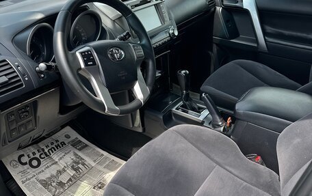Toyota Land Cruiser Prado 150 рестайлинг 2, 2014 год, 3 290 000 рублей, 8 фотография