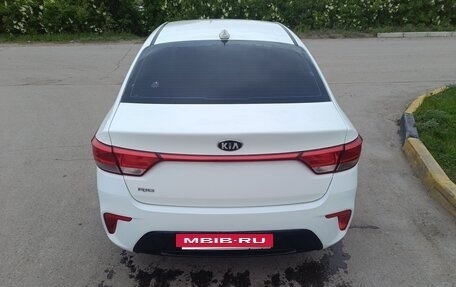 KIA Rio IV, 2017 год, 890 000 рублей, 4 фотография