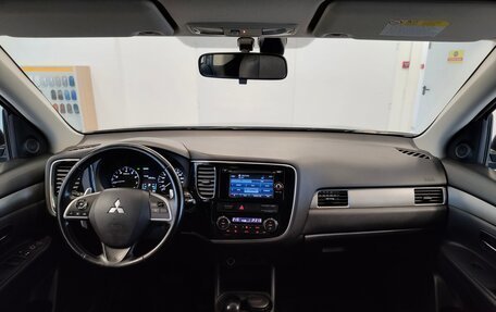 Mitsubishi Outlander III рестайлинг 3, 2013 год, 1 319 000 рублей, 7 фотография