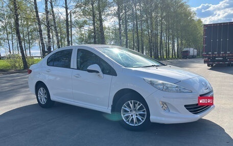 Peugeot 408 I рестайлинг, 2013 год, 720 000 рублей, 2 фотография