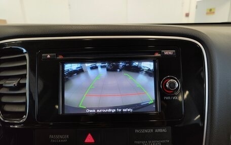 Mitsubishi Outlander III рестайлинг 3, 2013 год, 1 319 000 рублей, 9 фотография