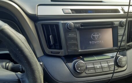 Toyota RAV4, 2013 год, 1 898 000 рублей, 8 фотография