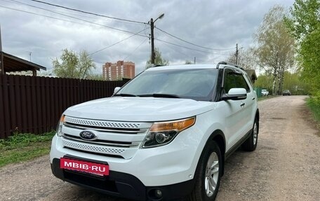 Ford Explorer VI, 2013 год, 2 300 000 рублей, 6 фотография