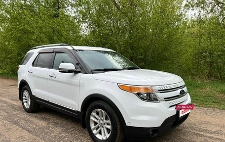 Ford Explorer VI, 2013 год, 2 300 000 рублей, 2 фотография