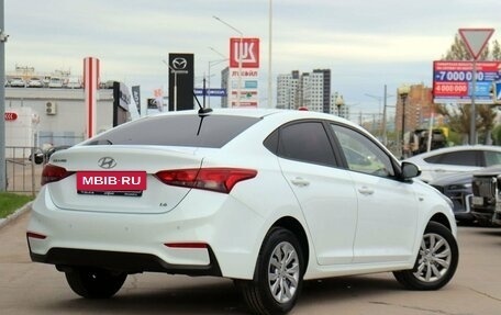 Hyundai Solaris II рестайлинг, 2019 год, 1 600 000 рублей, 5 фотография